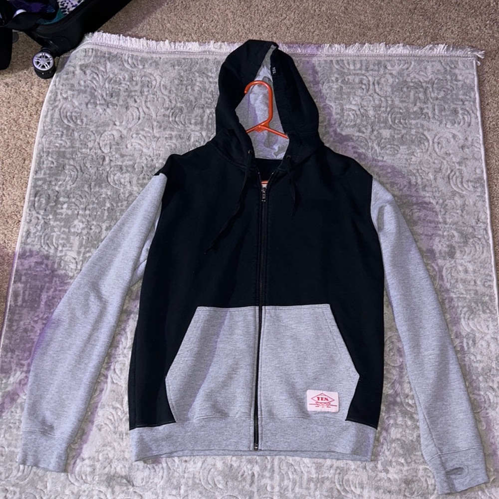 Snowboarding  Zip up coat . Good condition. Been thru some timess